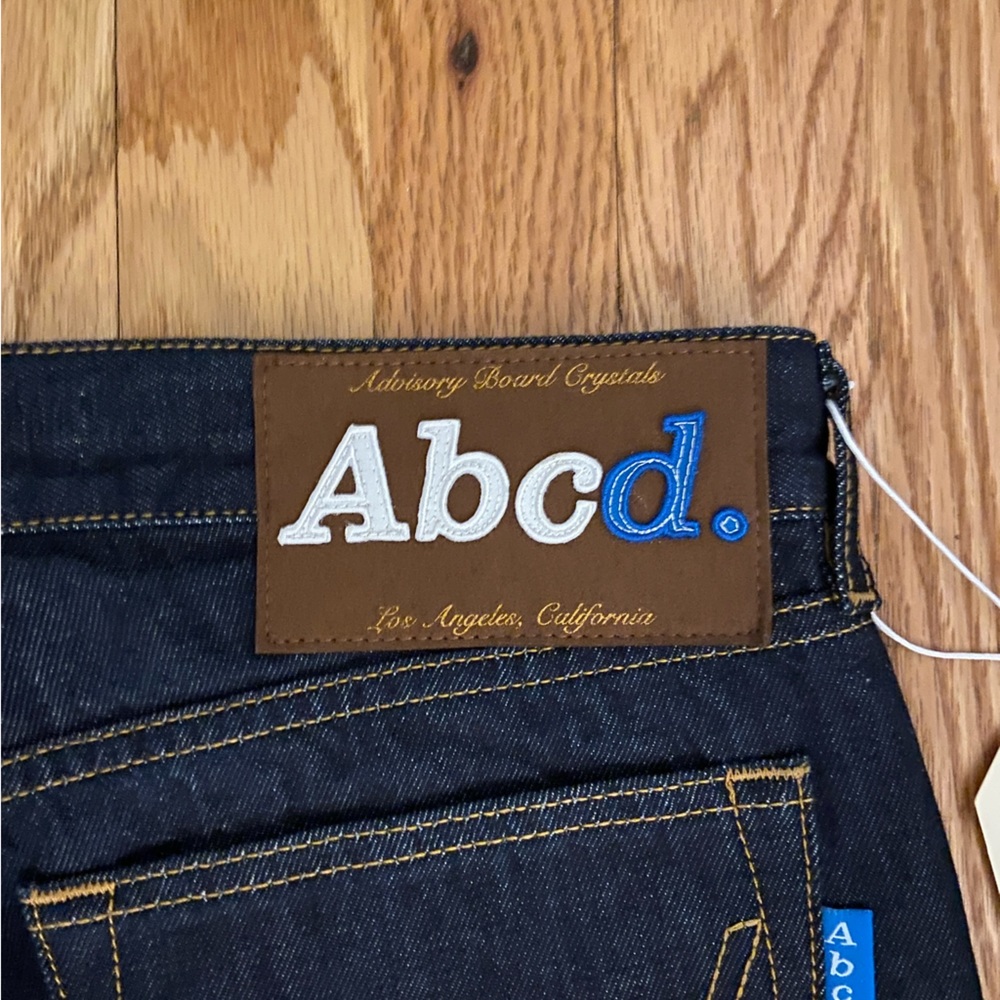 Advisory Board Crystals Jeans, 32d - Picture 8 of 8
